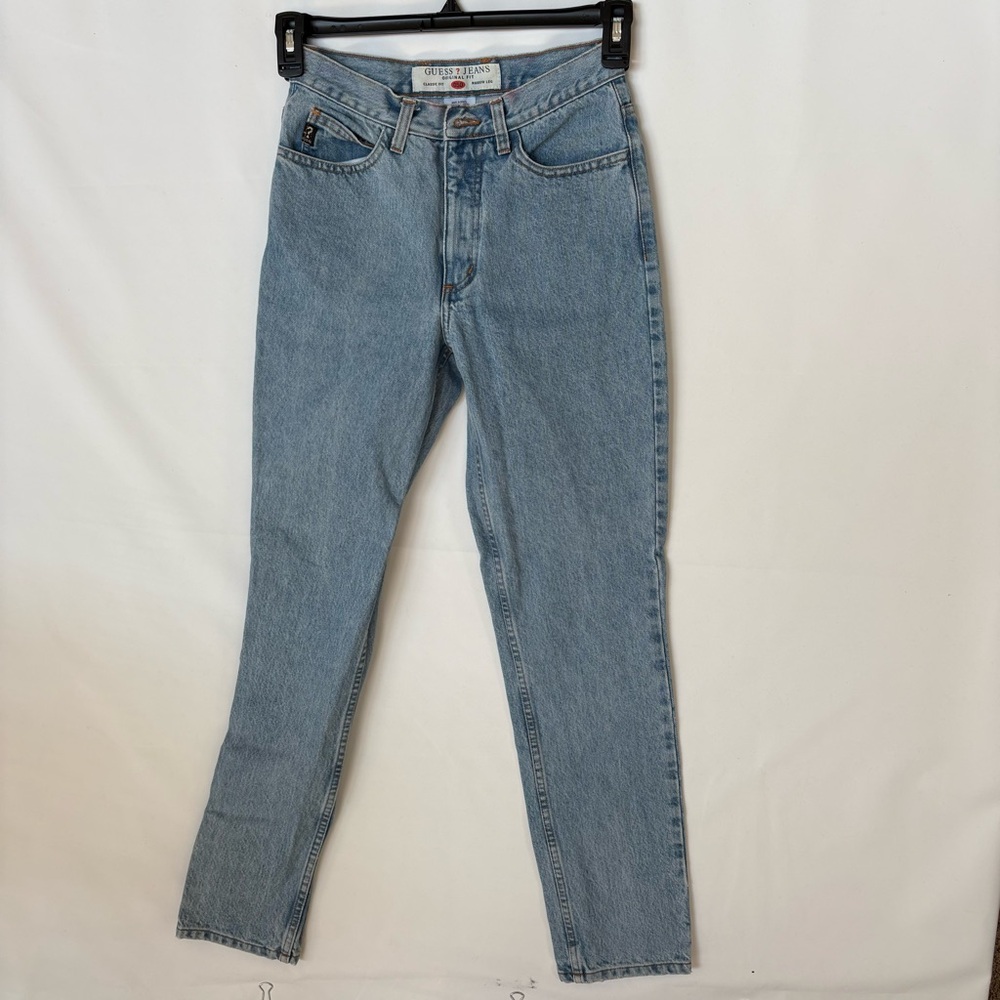 Guess Light Blue Narrow Leg Jeans classic fit. Size 26/30. INV25/352